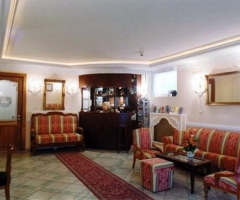 Casa Latina Hotel