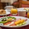 Online deal with breakfast